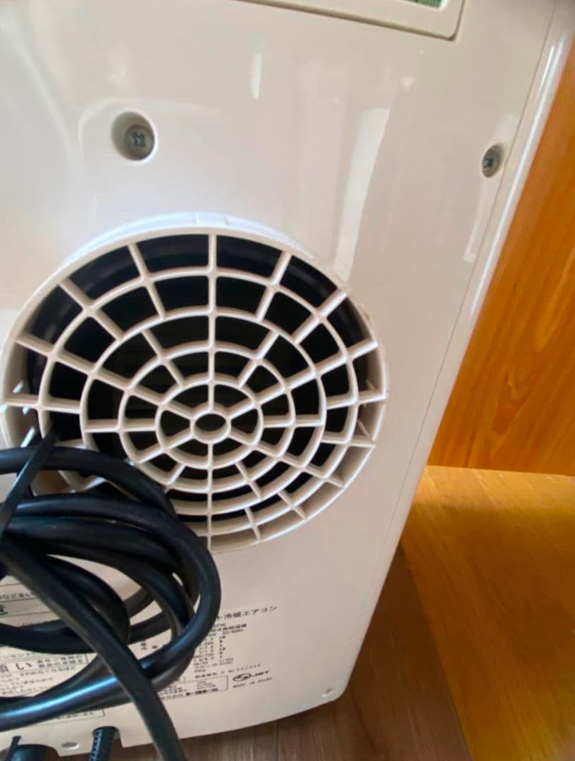 トヨトミ スポット冷暖エアコン TAD-2218W 2015年式