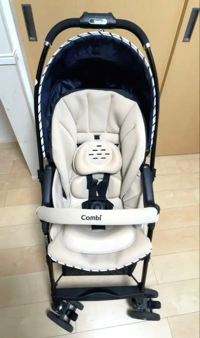 【美品】コンビ　ベビーカー　スゴカル　4キャス　ハンディ　エアー　両対面タイプ