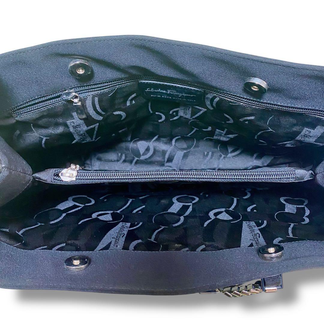 Salvatore Ferragamo サルヴァトーレフェラガモ　トートバッグ黒