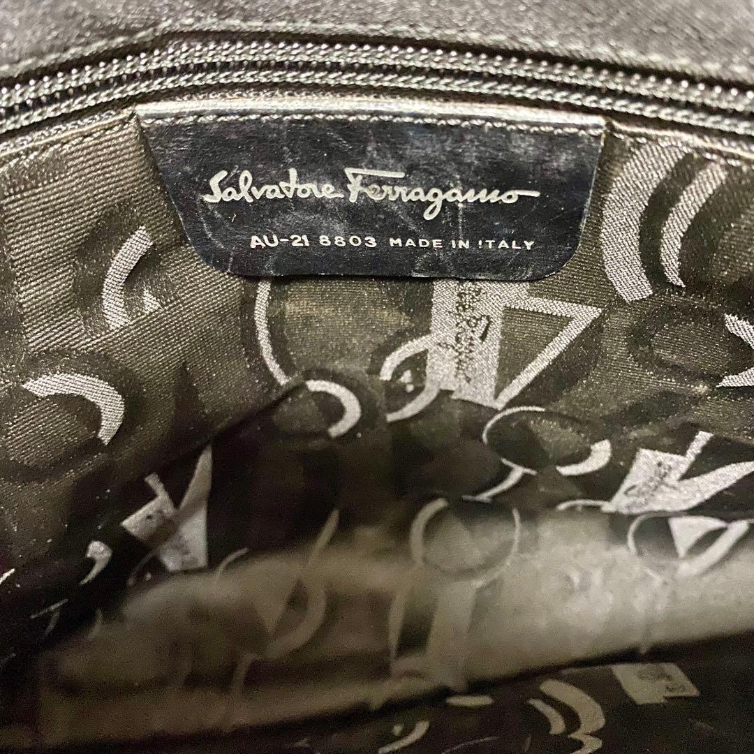 Salvatore Ferragamo サルヴァトーレフェラガモ　トートバッグ黒