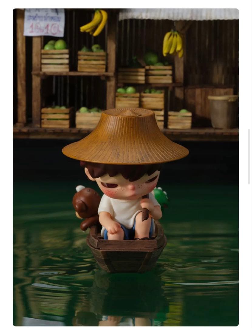 Hirono popmart タイ　サイアムスクエア店　非売品おまけつき