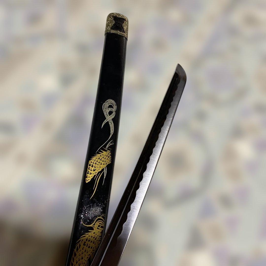 模造刀 太刀 金茶柄 鶴羽透し丸鍔 太刀造り龍図黒呂鞘