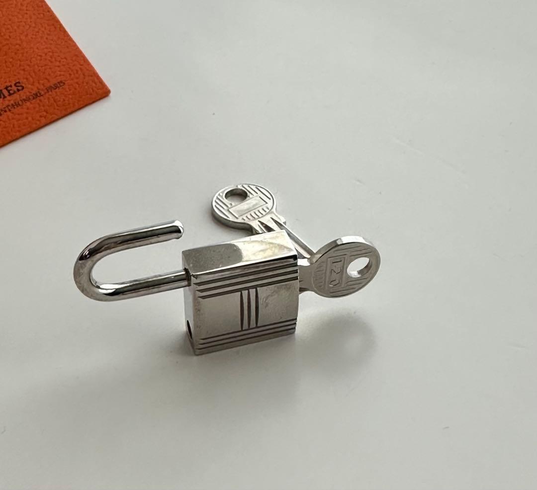 HERMES エルメス カデナ パドロック 南京錠　シルバー 120 鍵2本付き
