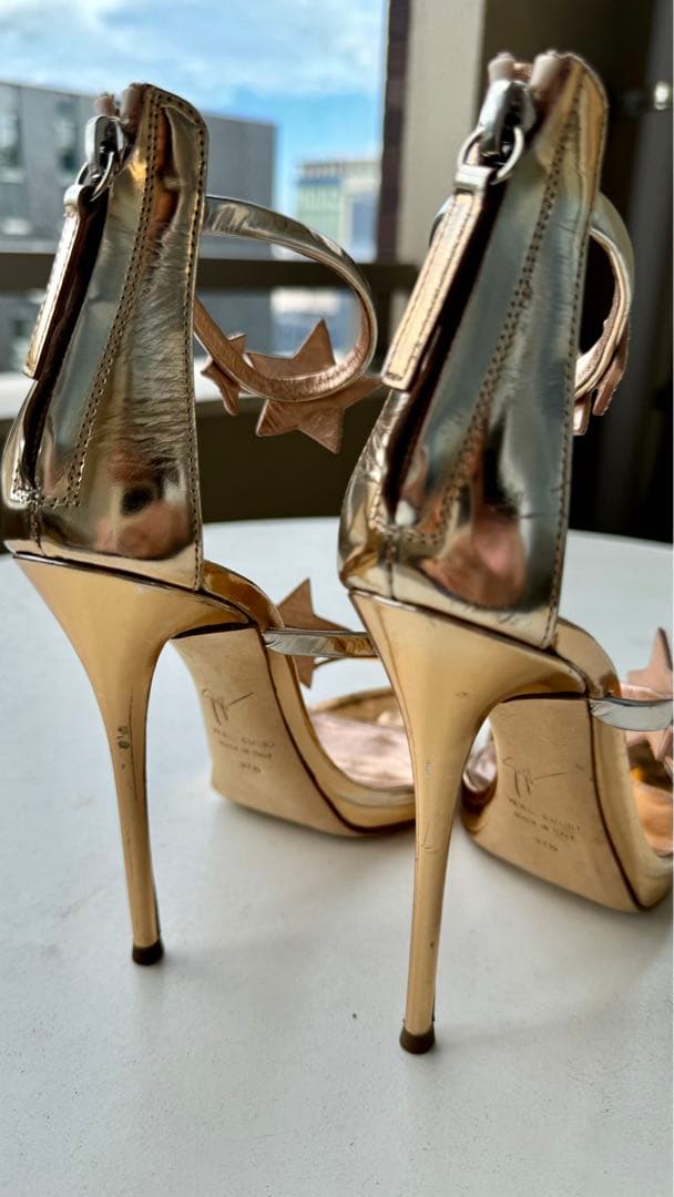 giuseppe zanotti ジュゼッペザノッティ　ヒール　パンプス