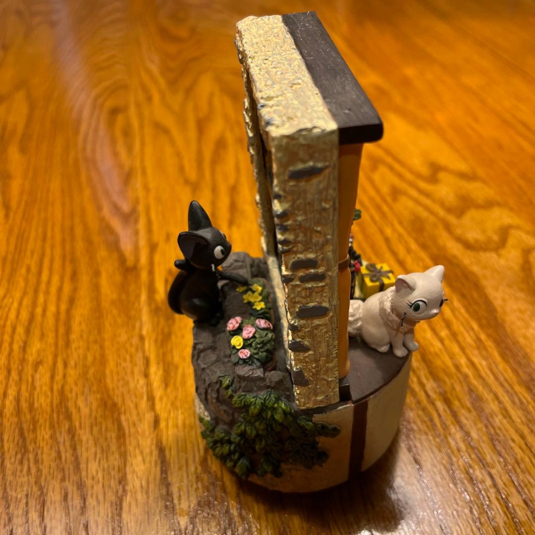 スタジオジブリ　魔女の宅急便　ジジとリリーのオルゴール