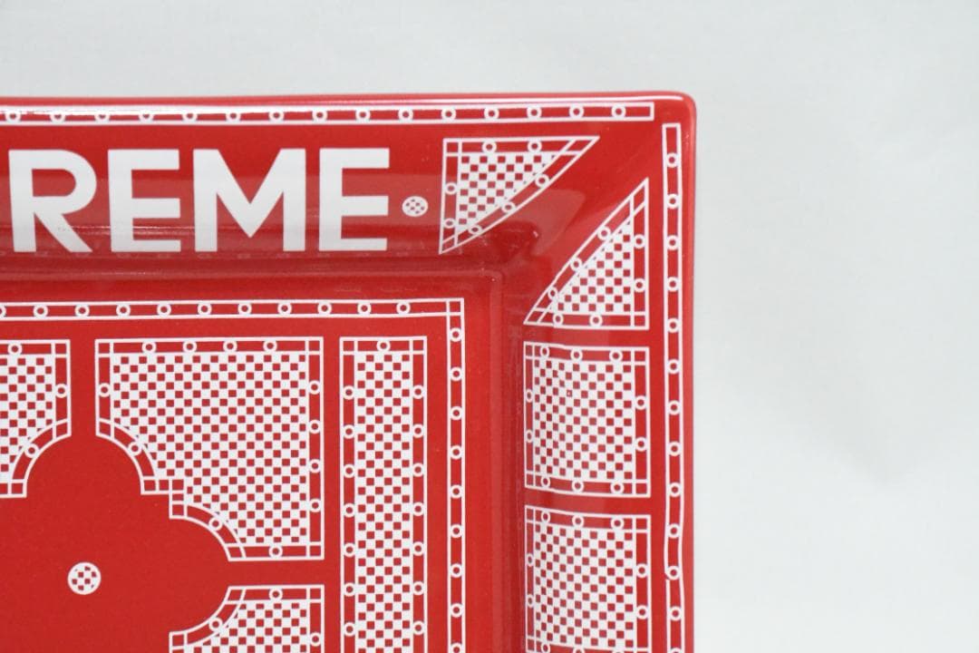 【ユン】エルメス 灰皿 SUPREME 赤 トレイ 皿 食器 Hermes