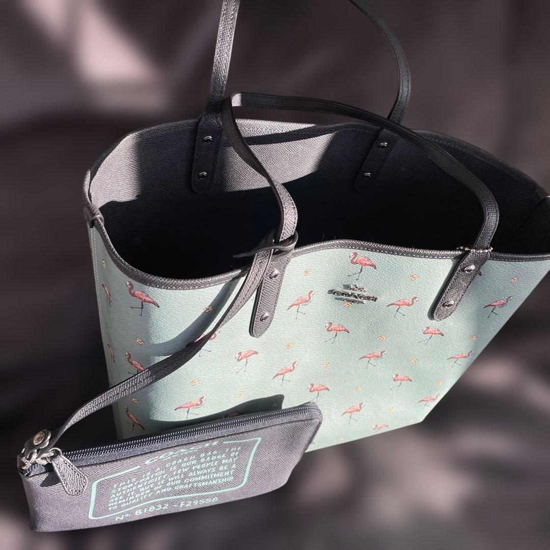 COACH 大容量　コーチ　トートバッグ　ブラック　美品　A4 ポーチ付き