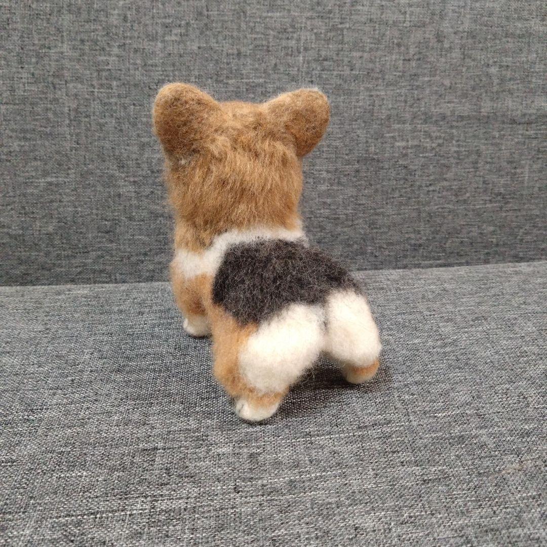 羊毛フェルト コーギー　犬　ハンドメイド　ぬいぐるみ　置物