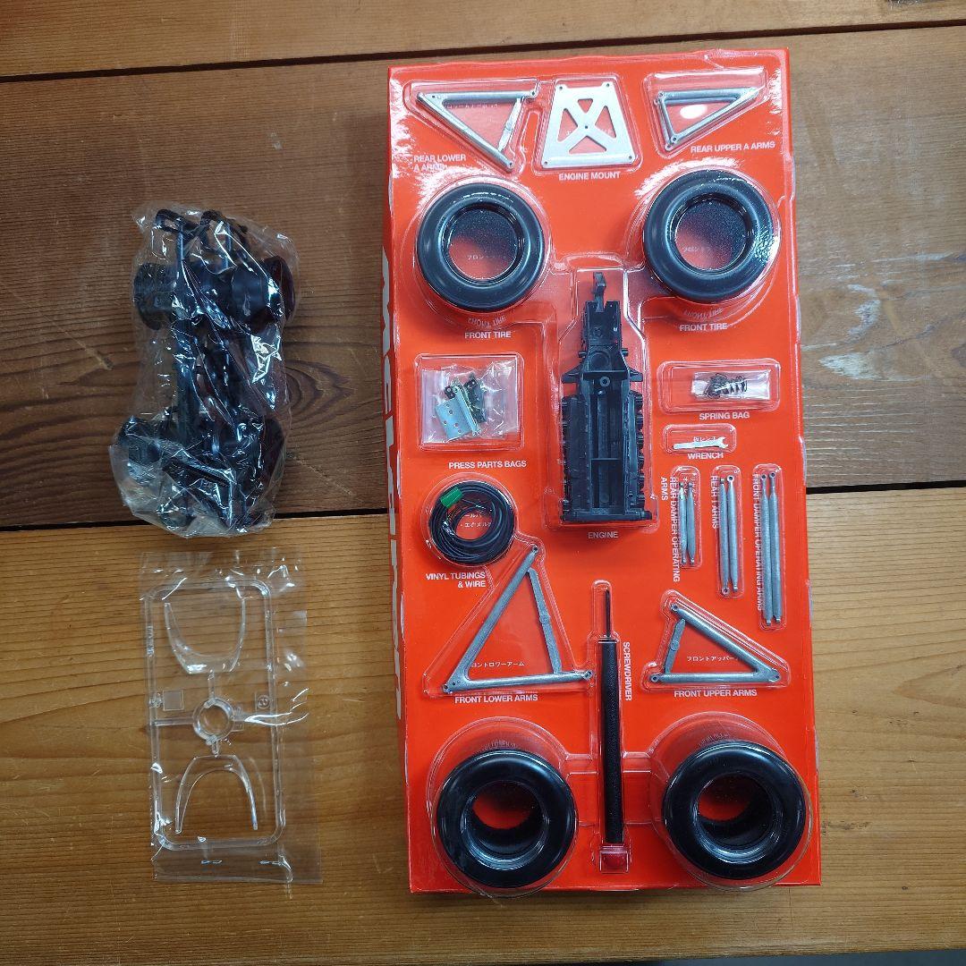 マクラーレンMP4/6Honda 1/12スケール プラモデル