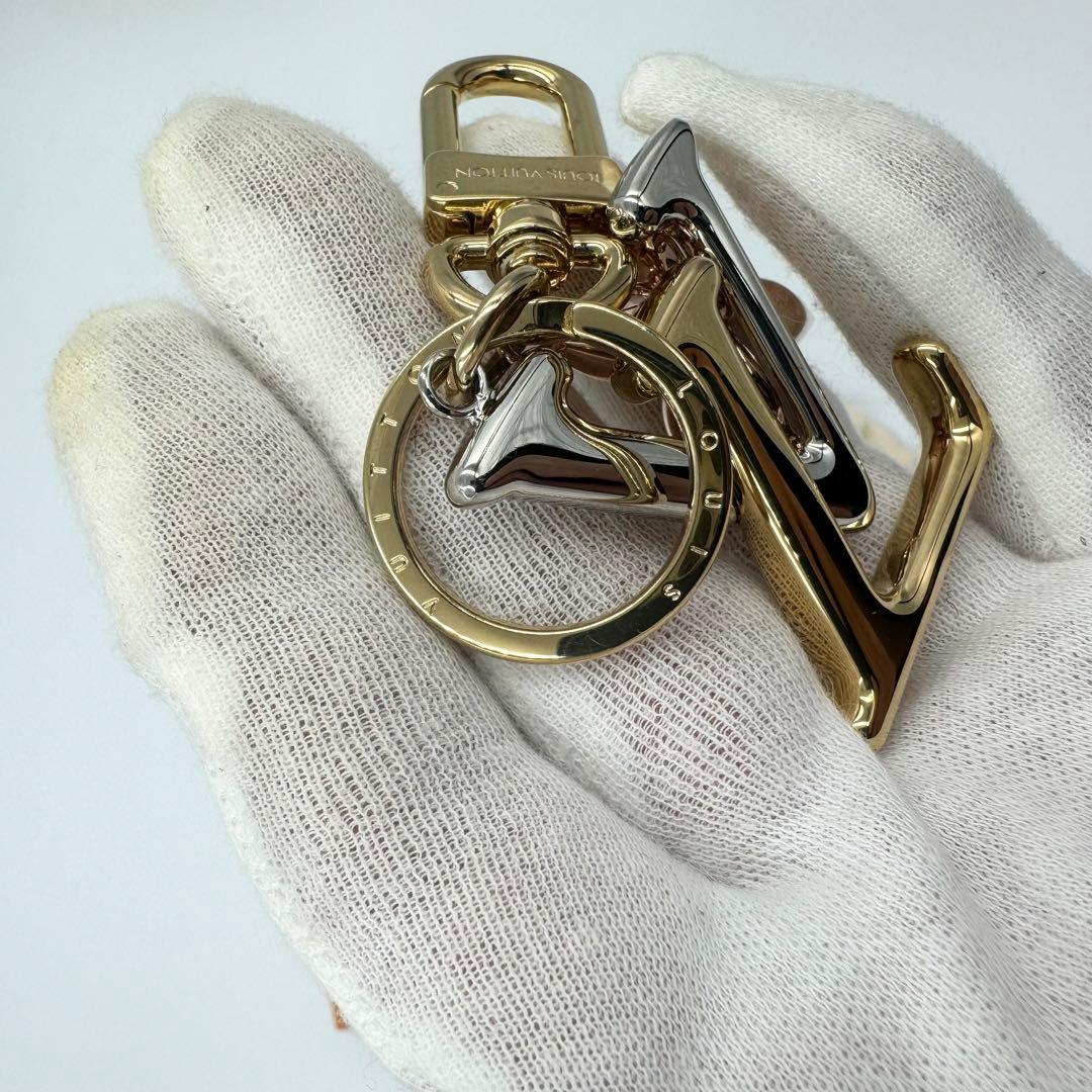 ⭐️極美品⭐️ ルイヴィトン チャーム M68449 ポルトクレ LVニューウェーブ