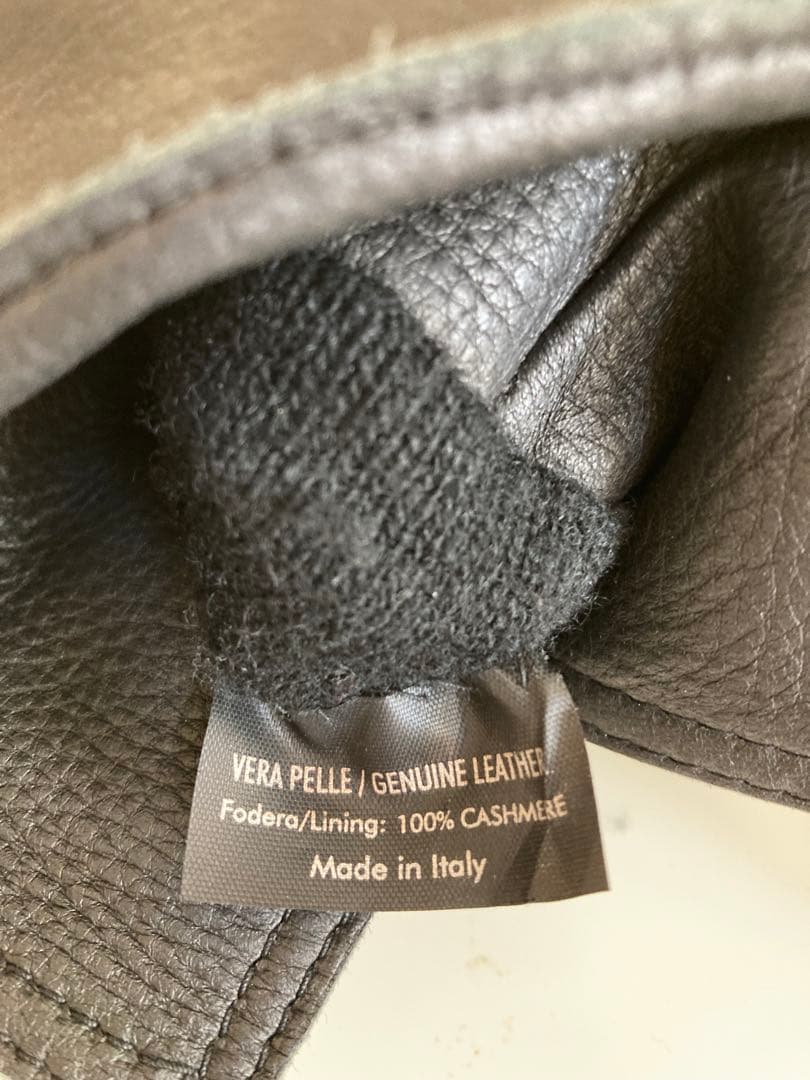 ☆美品☆ GUCCI メンズ羊革手袋ブラック バックル付き #裏地カシミア