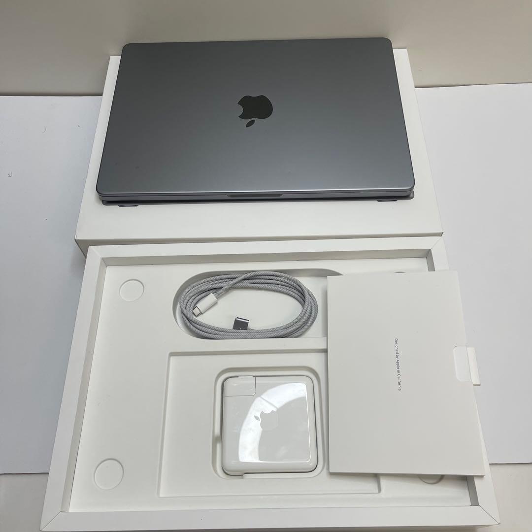 Macbook Pro 2023 14インチ M2 Max 96GB 2TB