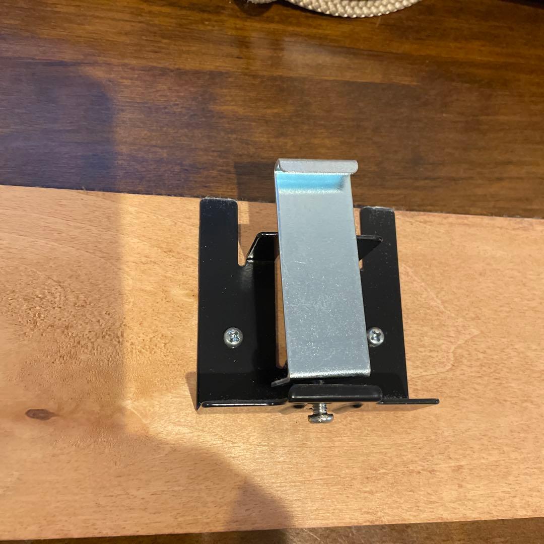 お値下げ　木製ブラウンブラインド バランス付　金属製ブラケット付き