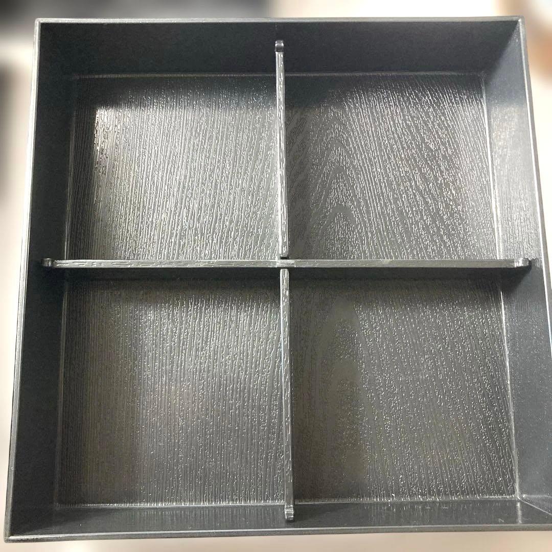 -食器セット 8.5寸　木目松花堂　黒渕朱 4つ仕切り箱 正月　祝膳　5セット