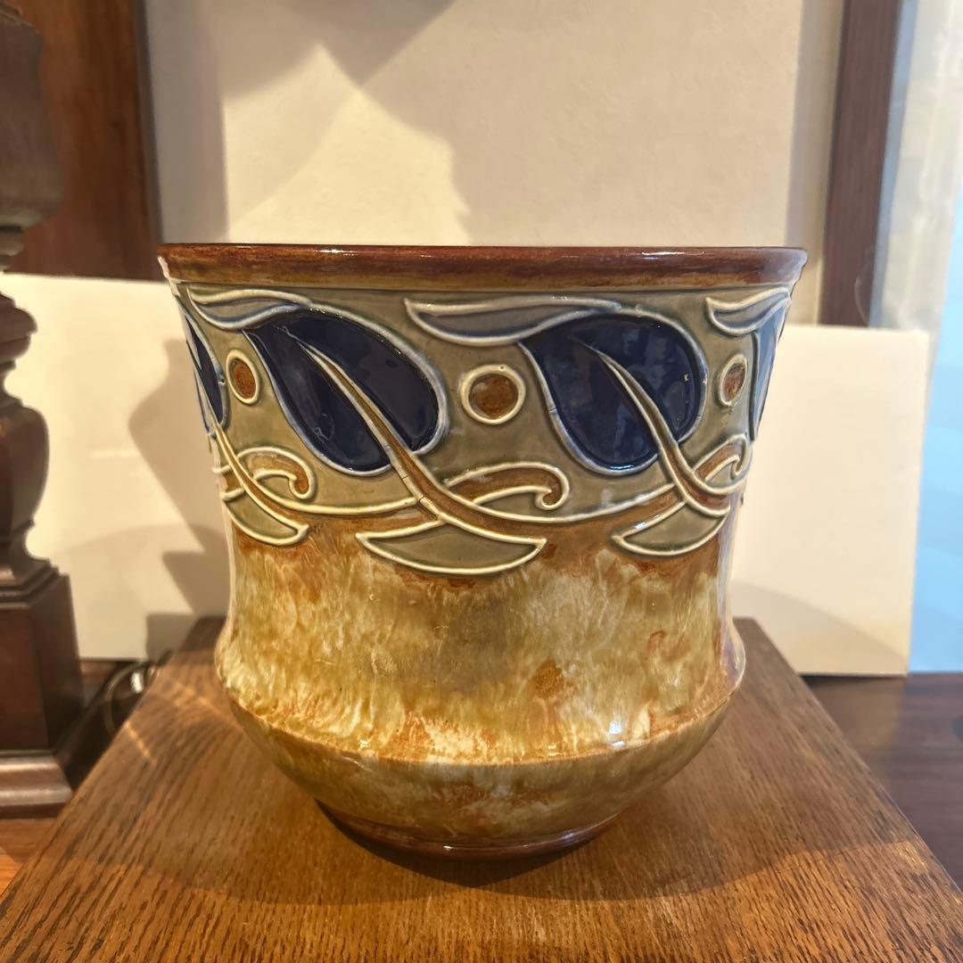   ロイヤルドルトン　プランタンカバー　アンティーク