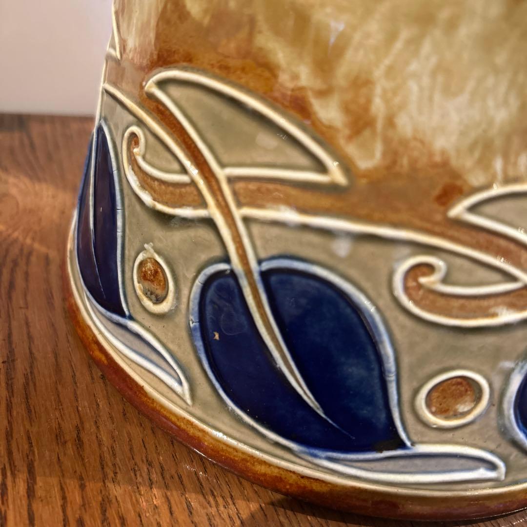   ロイヤルドルトン　プランタンカバー　アンティーク