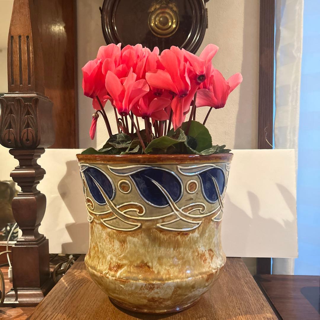   ロイヤルドルトン　プランタンカバー　アンティーク