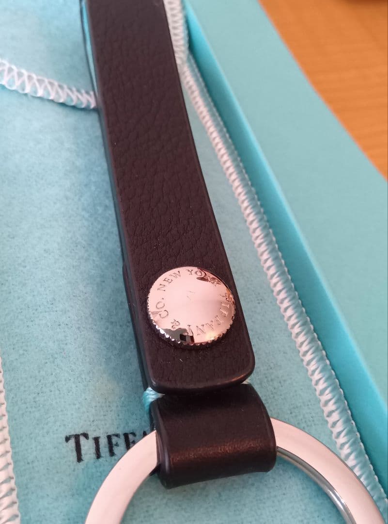 Tiffany & Co. レザーキーリング