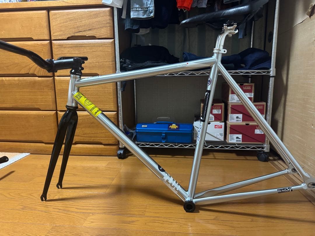 charge bikes ピストフレーム