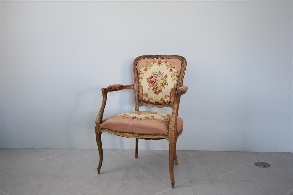 フランスアンティーク猫脚サロンチェア/木製肘掛けイス/アームソファ(89-46)