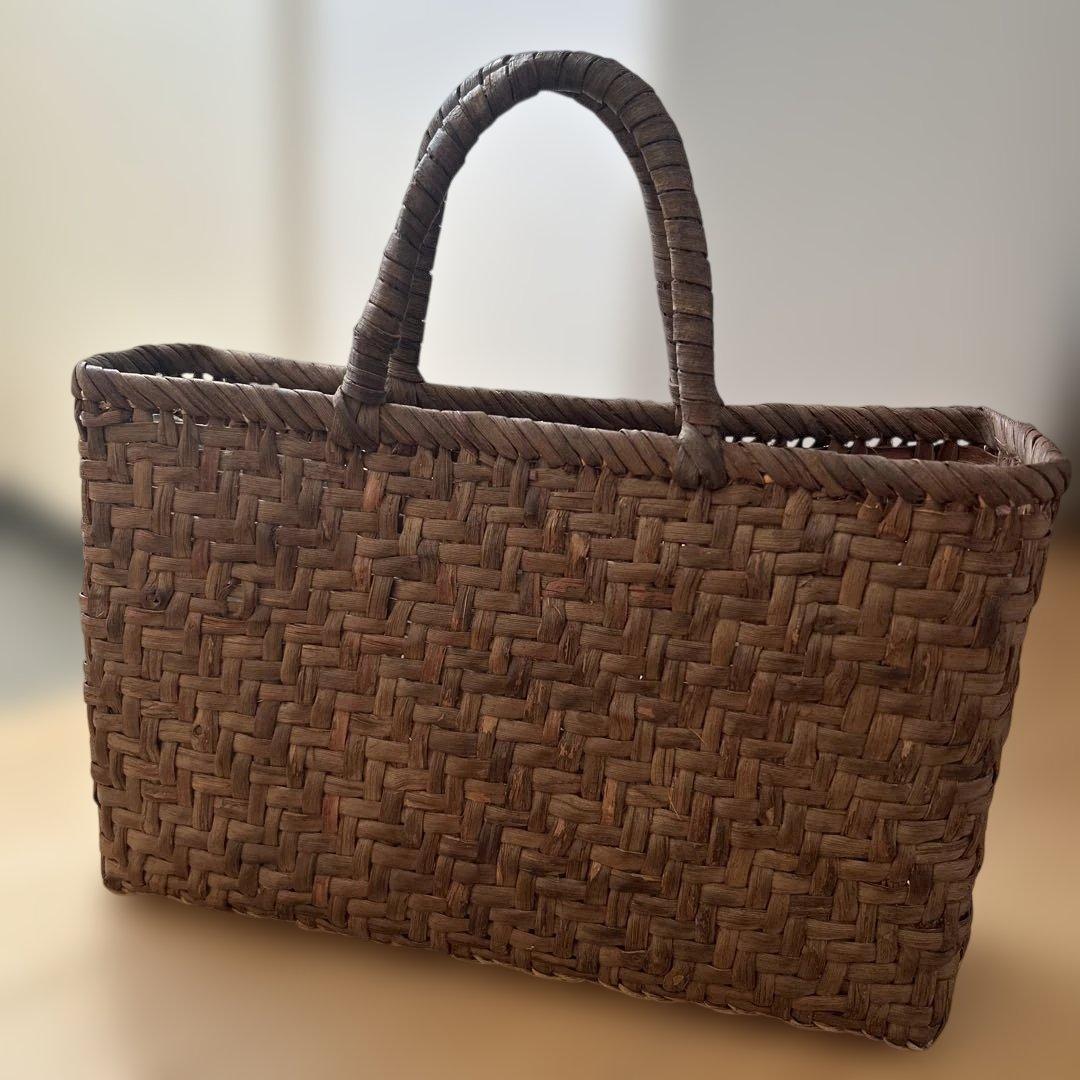 松本民芸品　山ぶどうの蔓編みかごバッグ