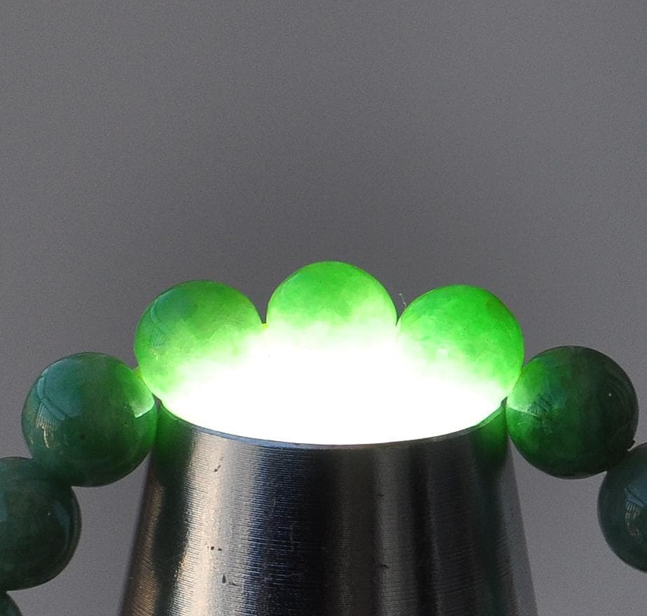 ☆超激レア!!☆完全別格品!!(宝石質)☆糸魚川翡翠☆超極上ろうかん翡翠SSA