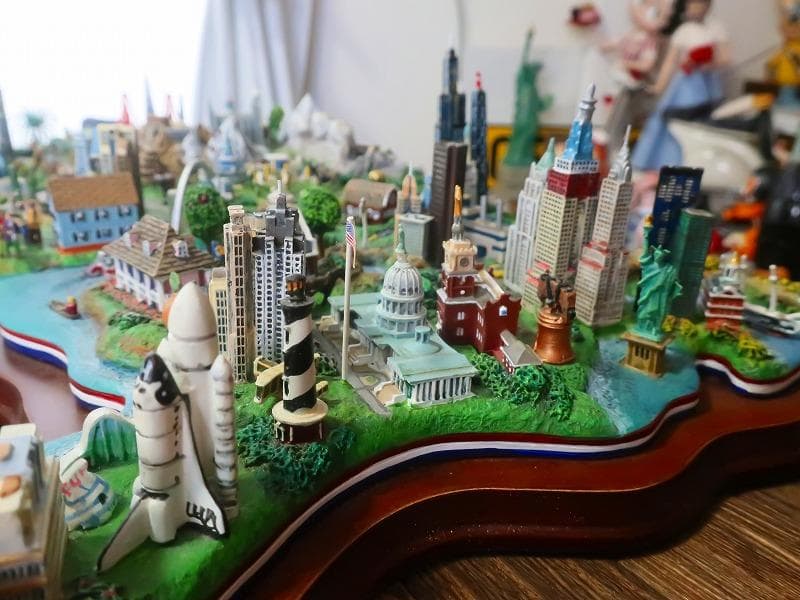 爆レア★アメリカ合衆国の立体 ダンバリーミント 東海岸～西海岸ランドマークが配置