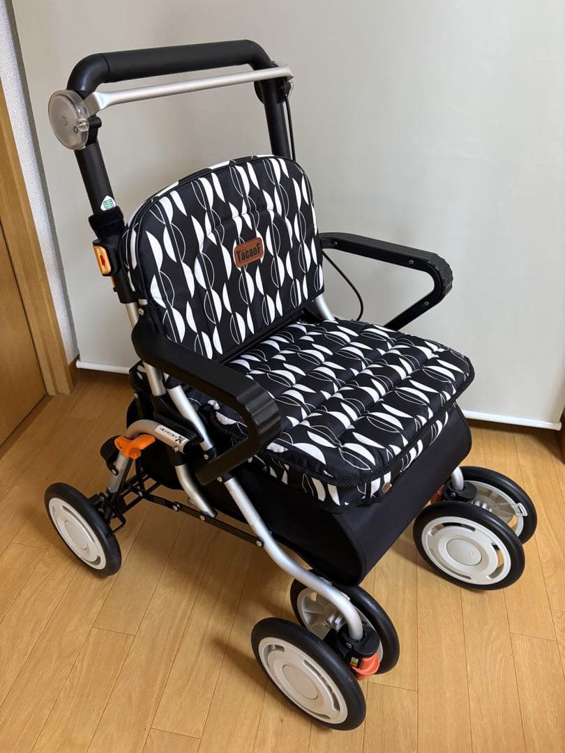 【美品】幸和製作所 シルバーカー　レコルティⅡ　SLT10