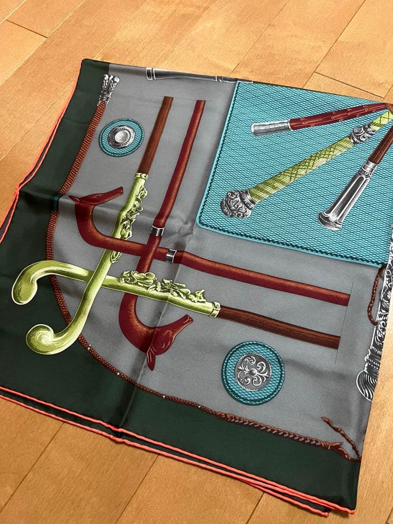 【新品タグ付き】エルメス　カレ　90 シルクツイル