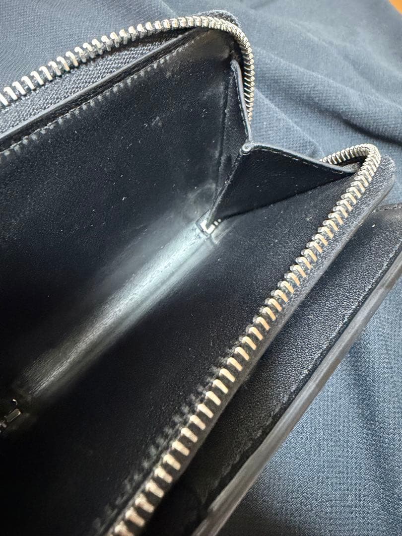 イヴ・サンローラン　YSL ロゴ　カサンドラ リザード柄 サンローラン 財布