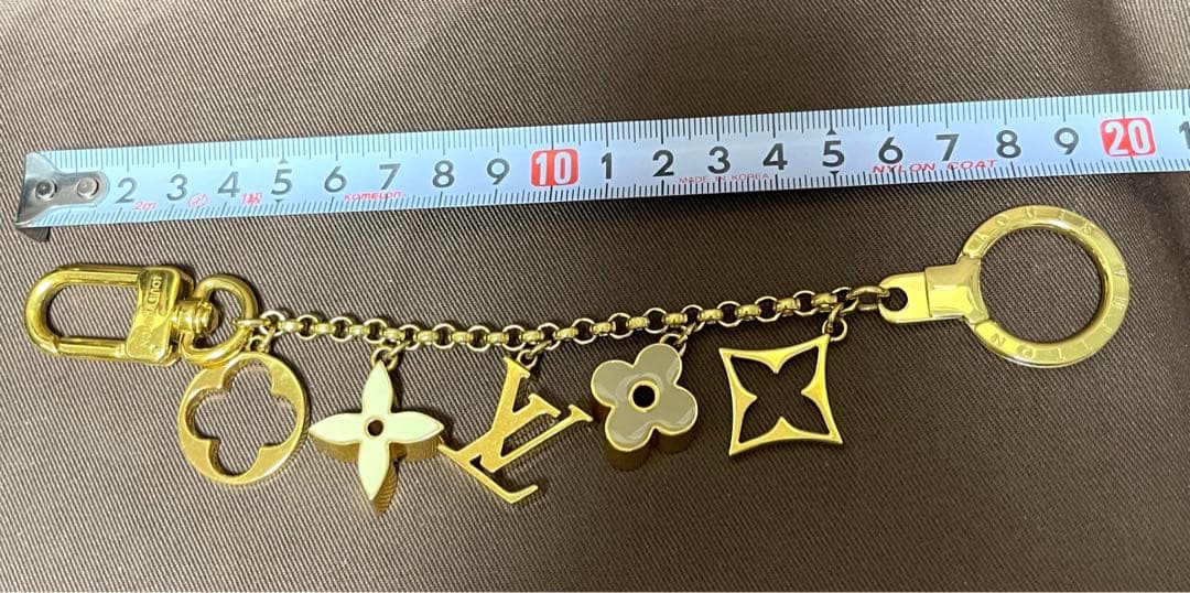 【みっちゃん】ルイヴィトン フルール ドゥ モノグラム LV キーホルダー