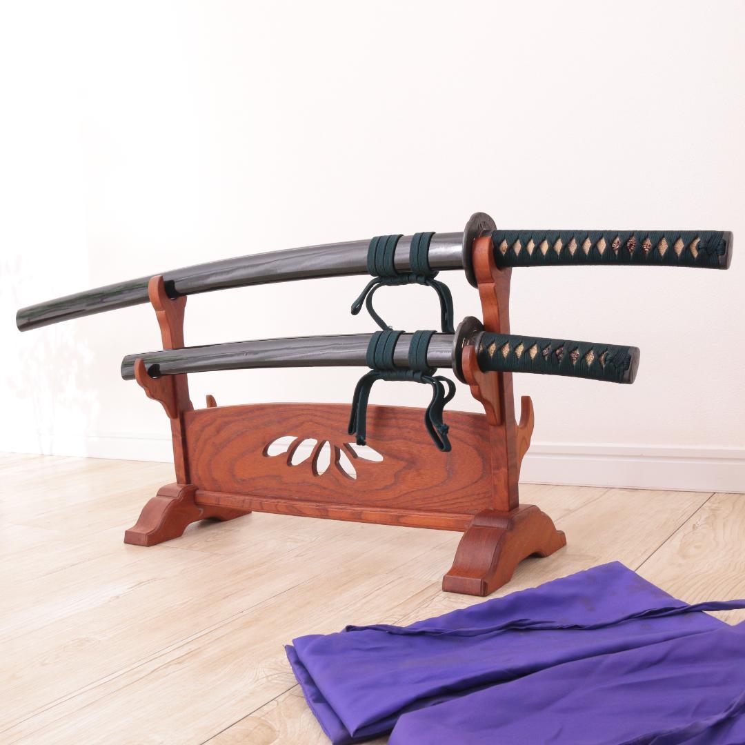 模造刀 日本刀 大小セット 黒柄 木製刀掛け(刀置き)・収納袋セット