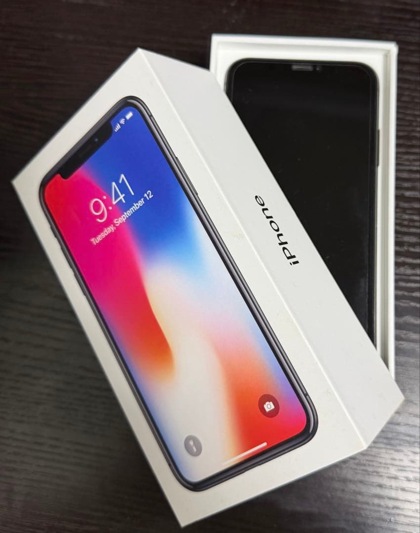 Apple iPhone X 256GB スペースグレー　SIMロック解除済み