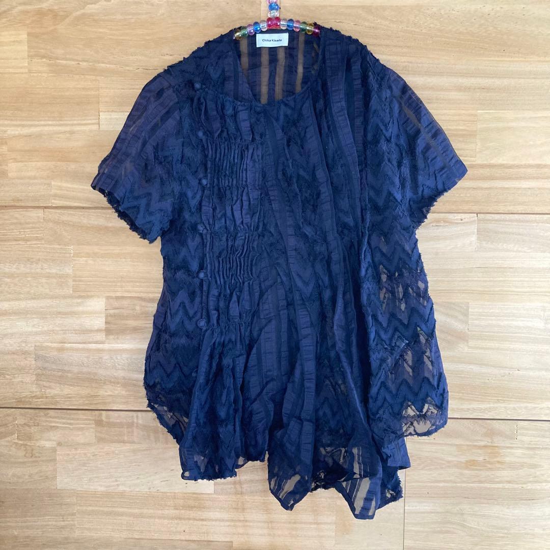chika kisada チカキサダ　トップス