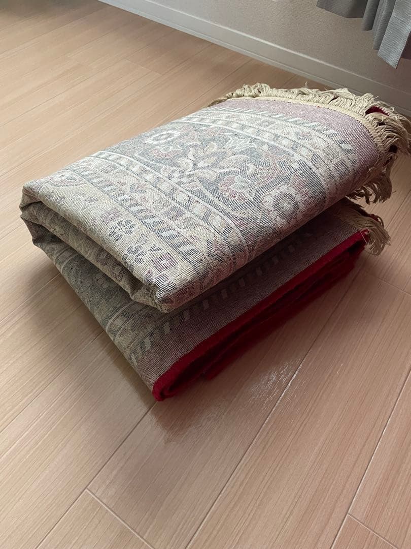 ペルシャ風ラグ 赤黒ベージュ 伝統的デザイン220×150