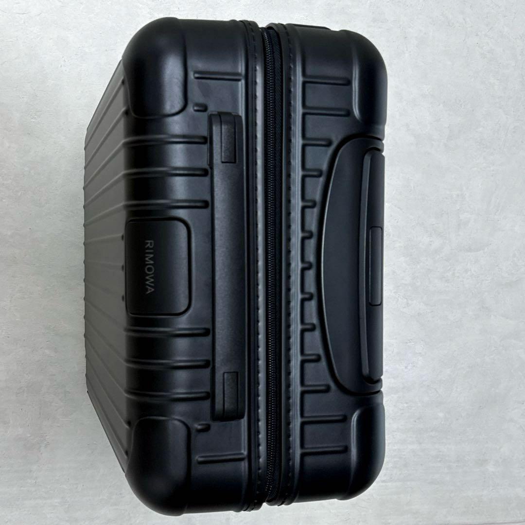 美品 RIMOWAリモワ ESSENTIAL CABIN S マットブラック