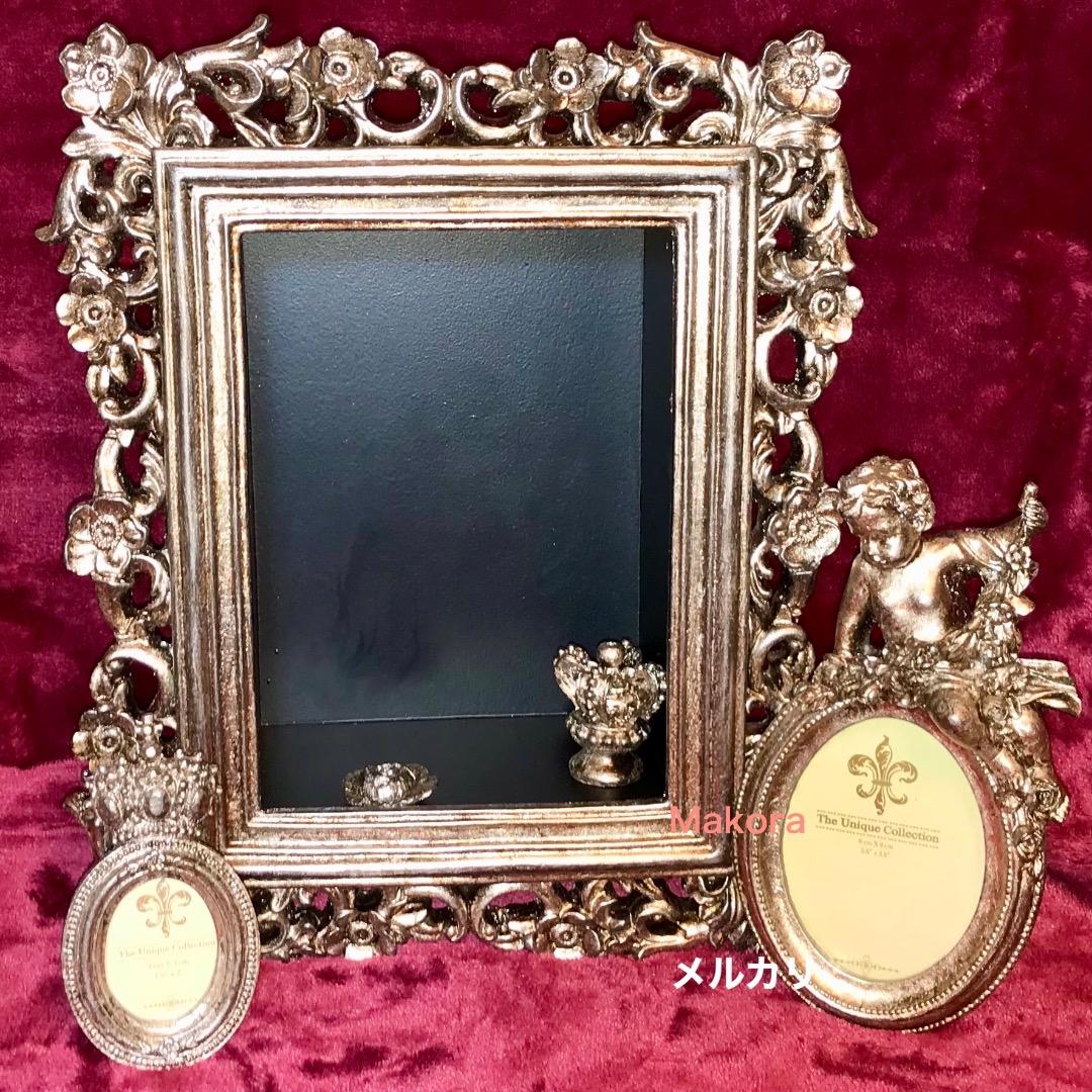 アンティーク風　壁掛け飾り棚★フォトフレーム2個付