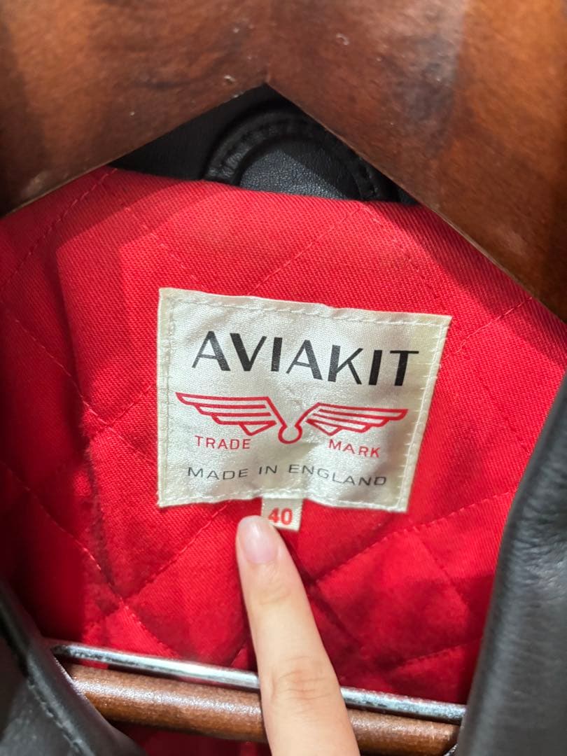AVIakit ブラックレザー シングルライダース 40