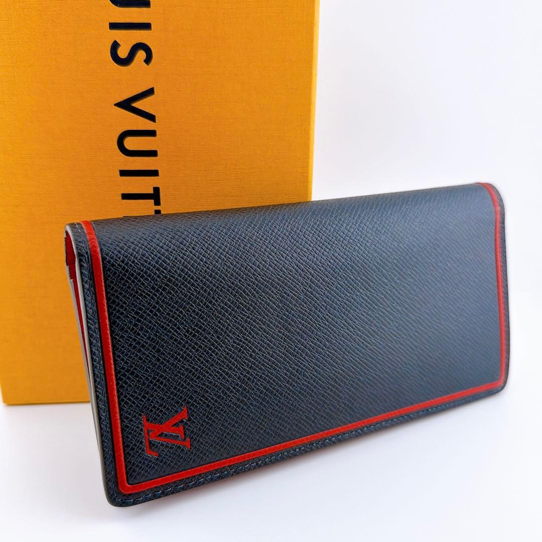 【極美品 付属品付き】ルイヴィトン タイガ ポルトフォイユ　ブラザ ネイビー