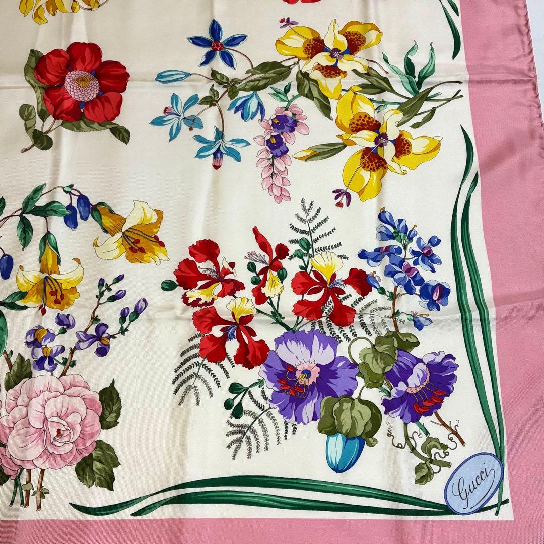 GUCCI グッチ　スカーフ　大判　花柄　ピンク　新品未使用