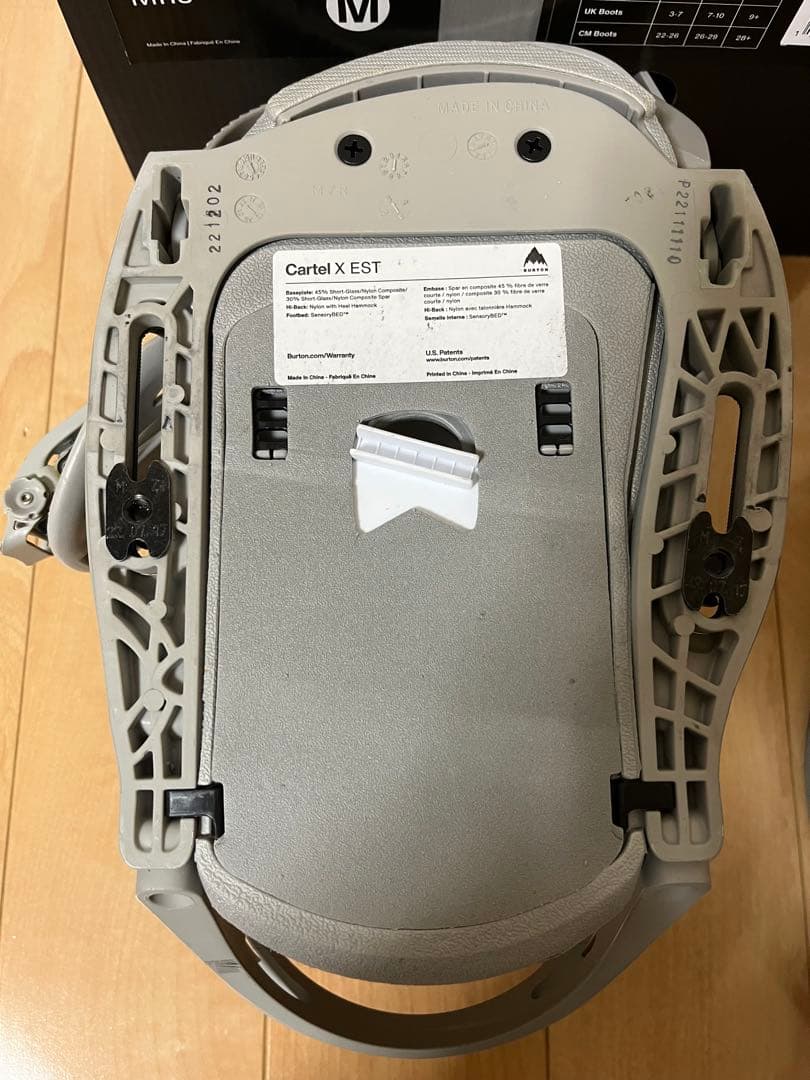Burton Cartel X EST ビンディング Mサイズ