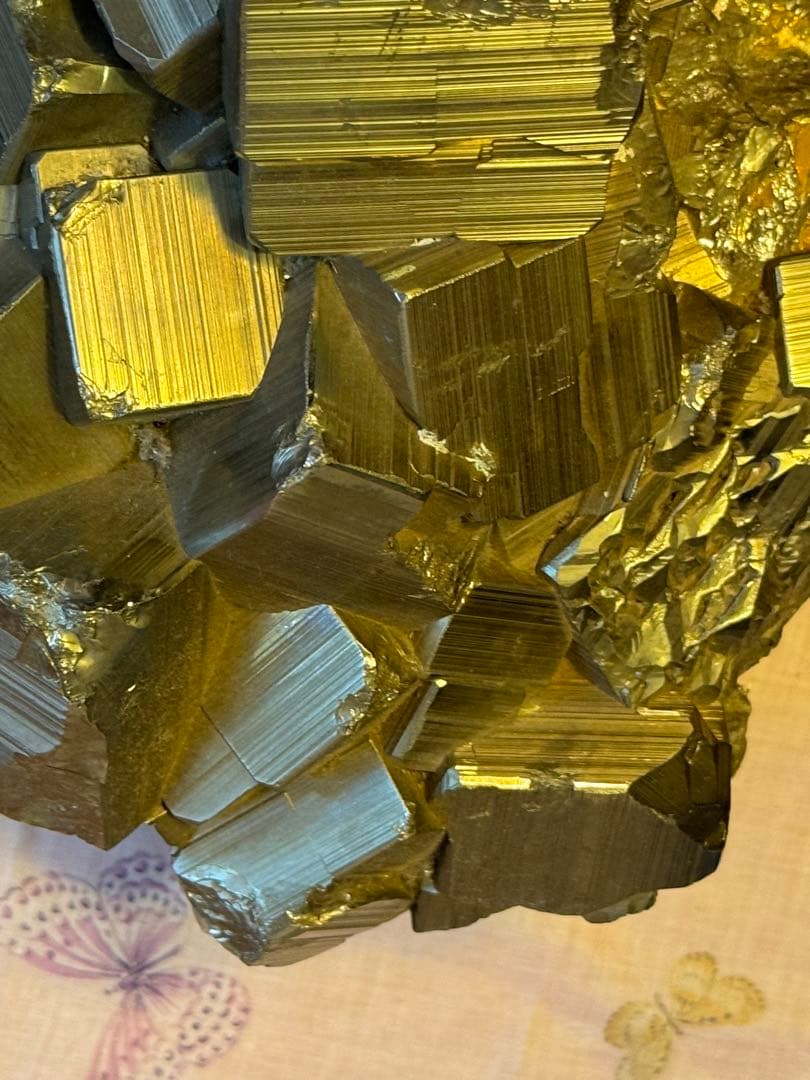 【巨大&希少】パイライト(黄鉄鉱) クラスター 原石 12kg