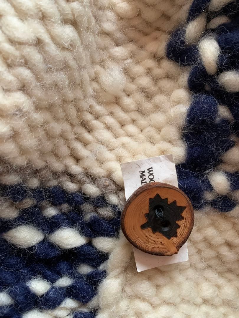 【専用】カナディアンカウチンセーター　メイプルボタン