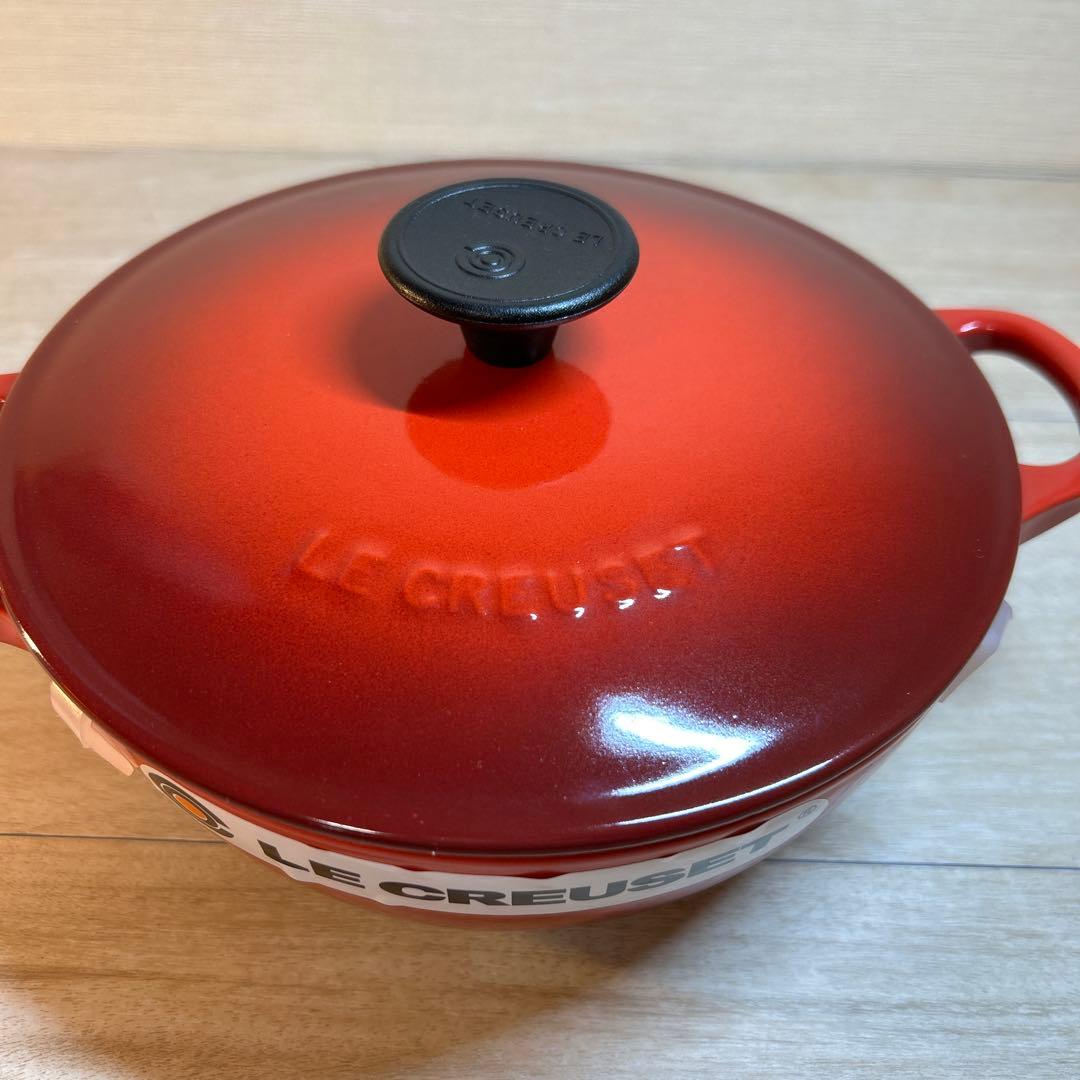 未使用保管品　ルクルーゼ　マルミット　18cm チェリーレッド　両手鍋　鍋