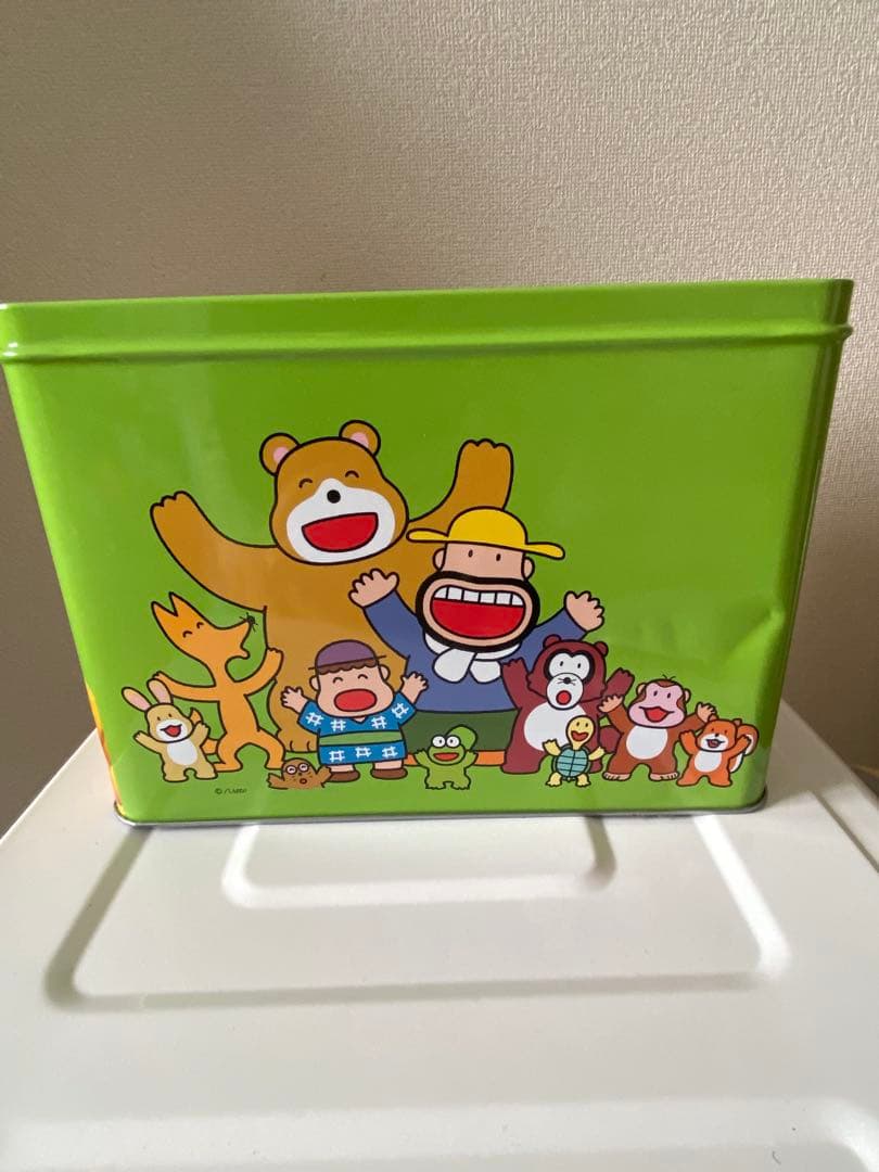 meiji カール チーズあじ 缶