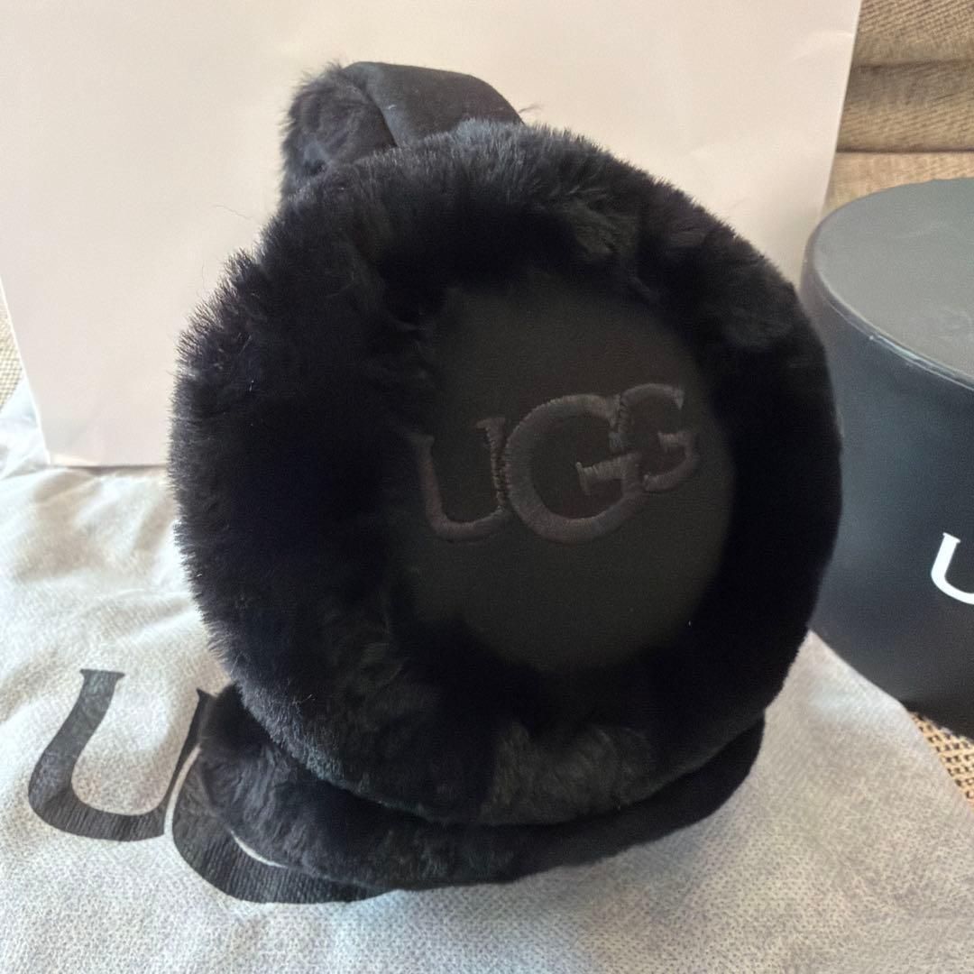 オーストラリアUGG シープスキン ムートン イヤーマフ ブラック