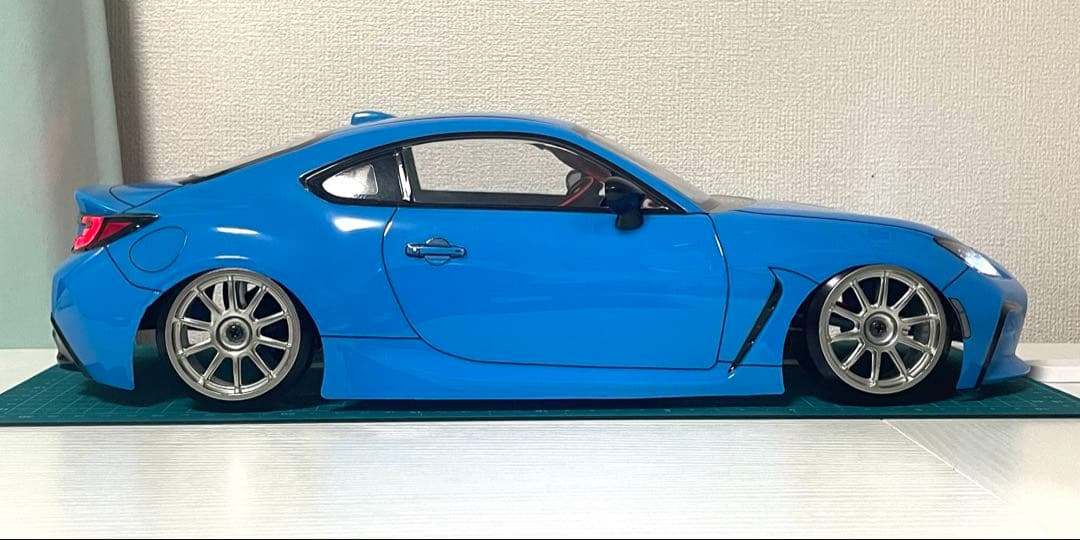 タミヤラジコンボディ　GR86 ブライトブルー風