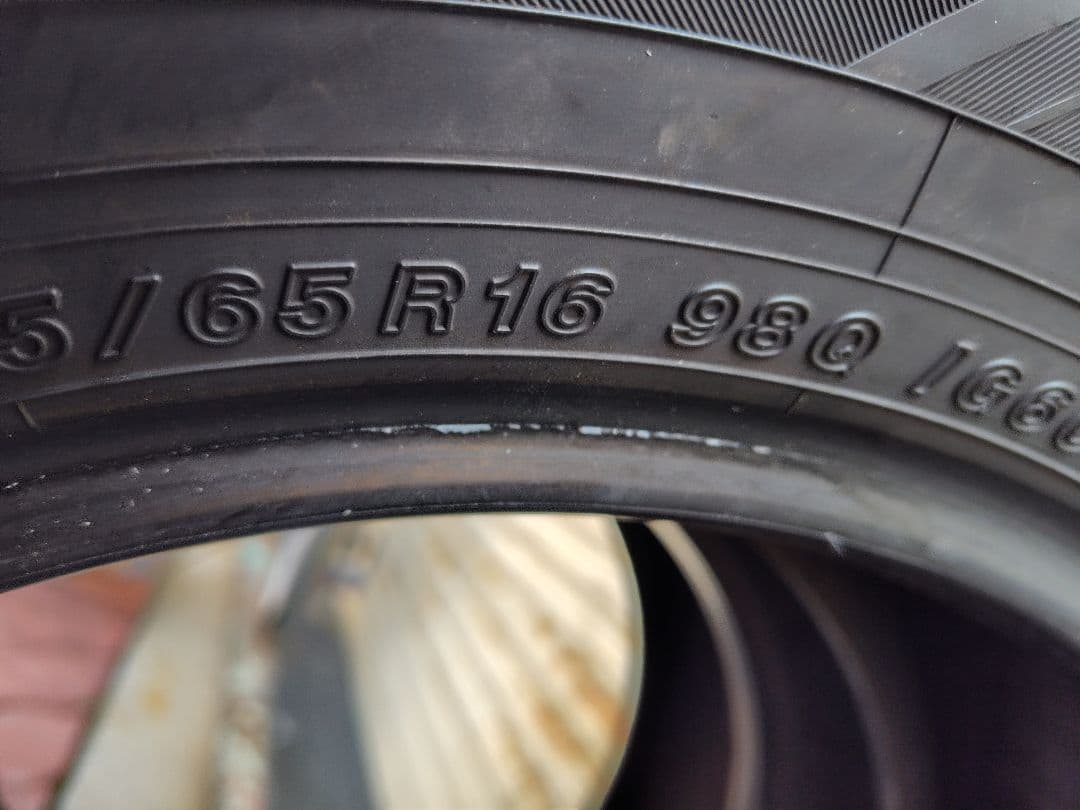 ヨコハマ アイスガード IG60 215/65R16 2021年製