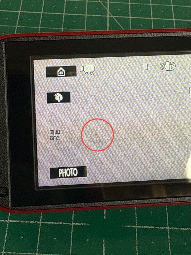 Canon ビデオカメラ　ivis HF R52 レッド