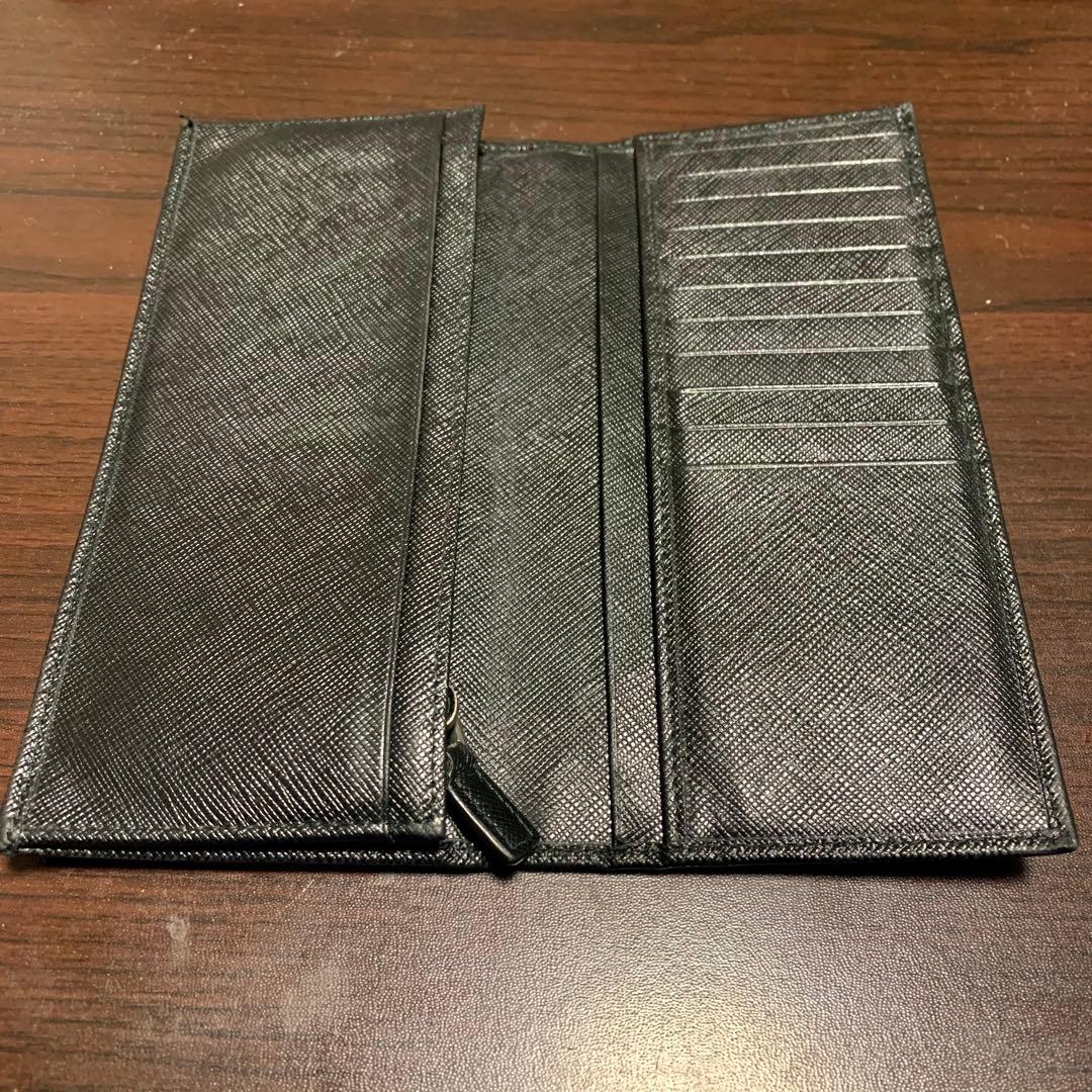 PRADA サフィアーノ ブラック レザー 長財布